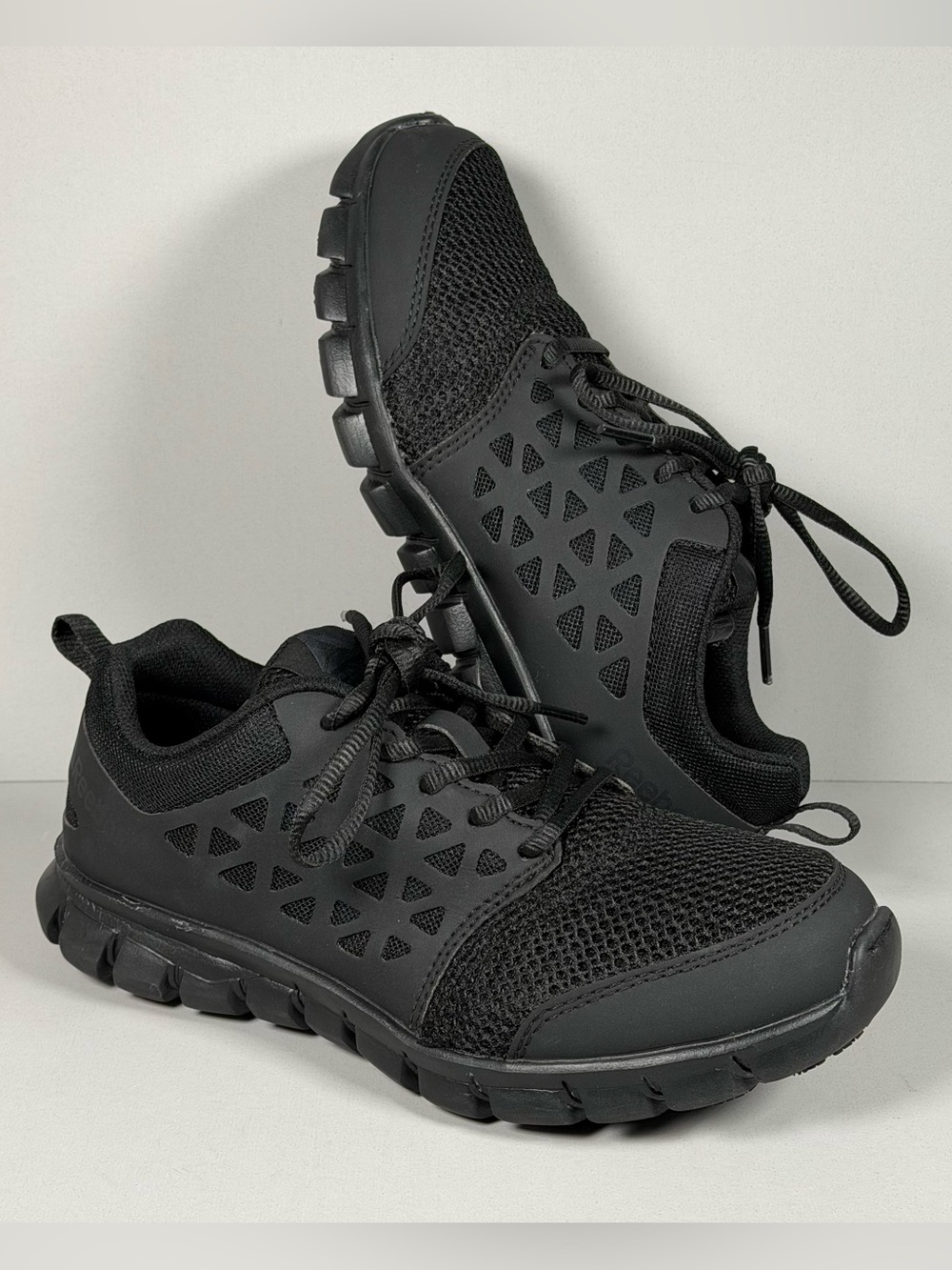 Reebok Sublite Cushion Work Shoes Women's 8 Black RB435 Soft Toe